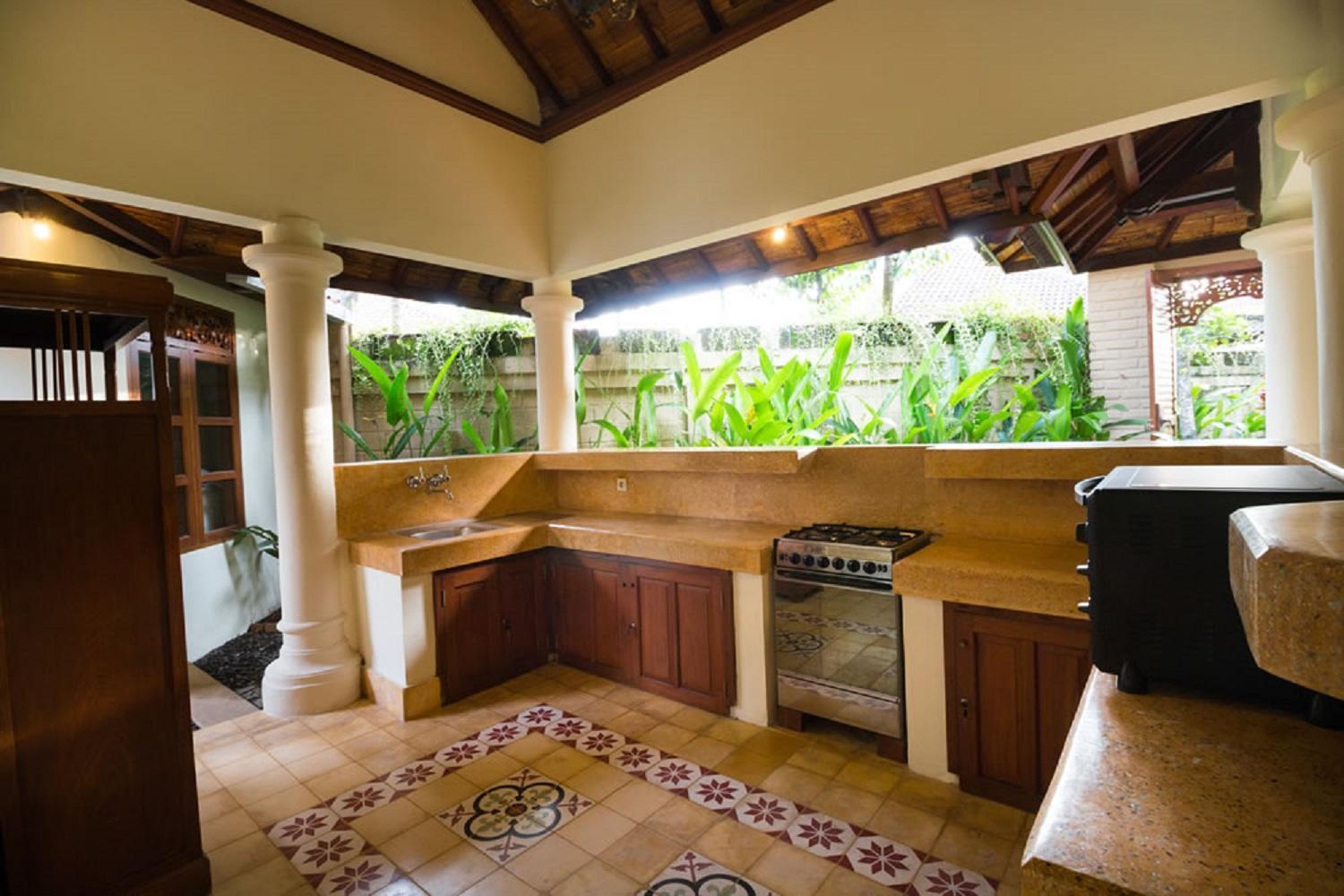 Bali Royal Heritage Villa Seminyak Buitenkant foto