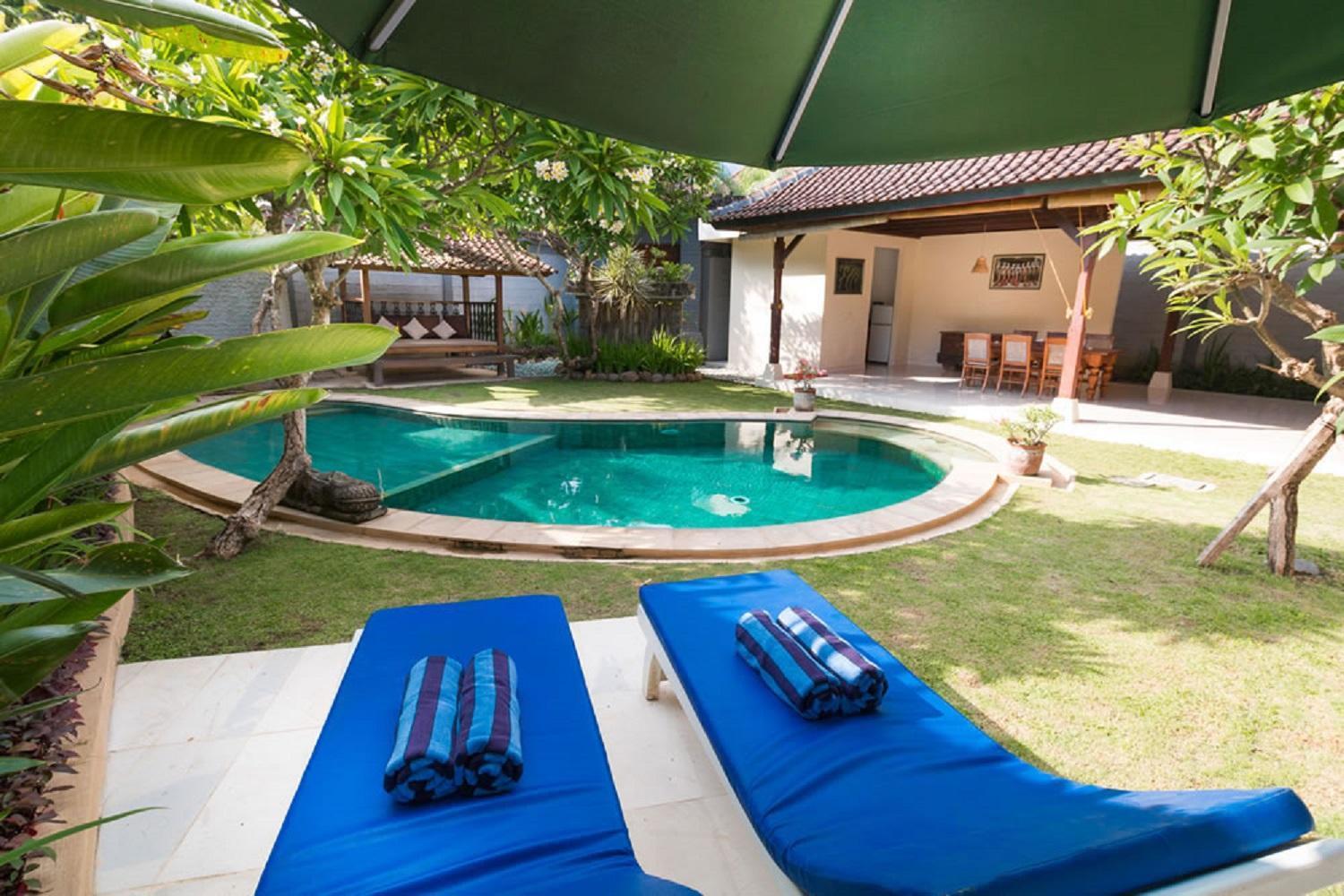 Bali Royal Heritage Villa Seminyak Buitenkant foto
