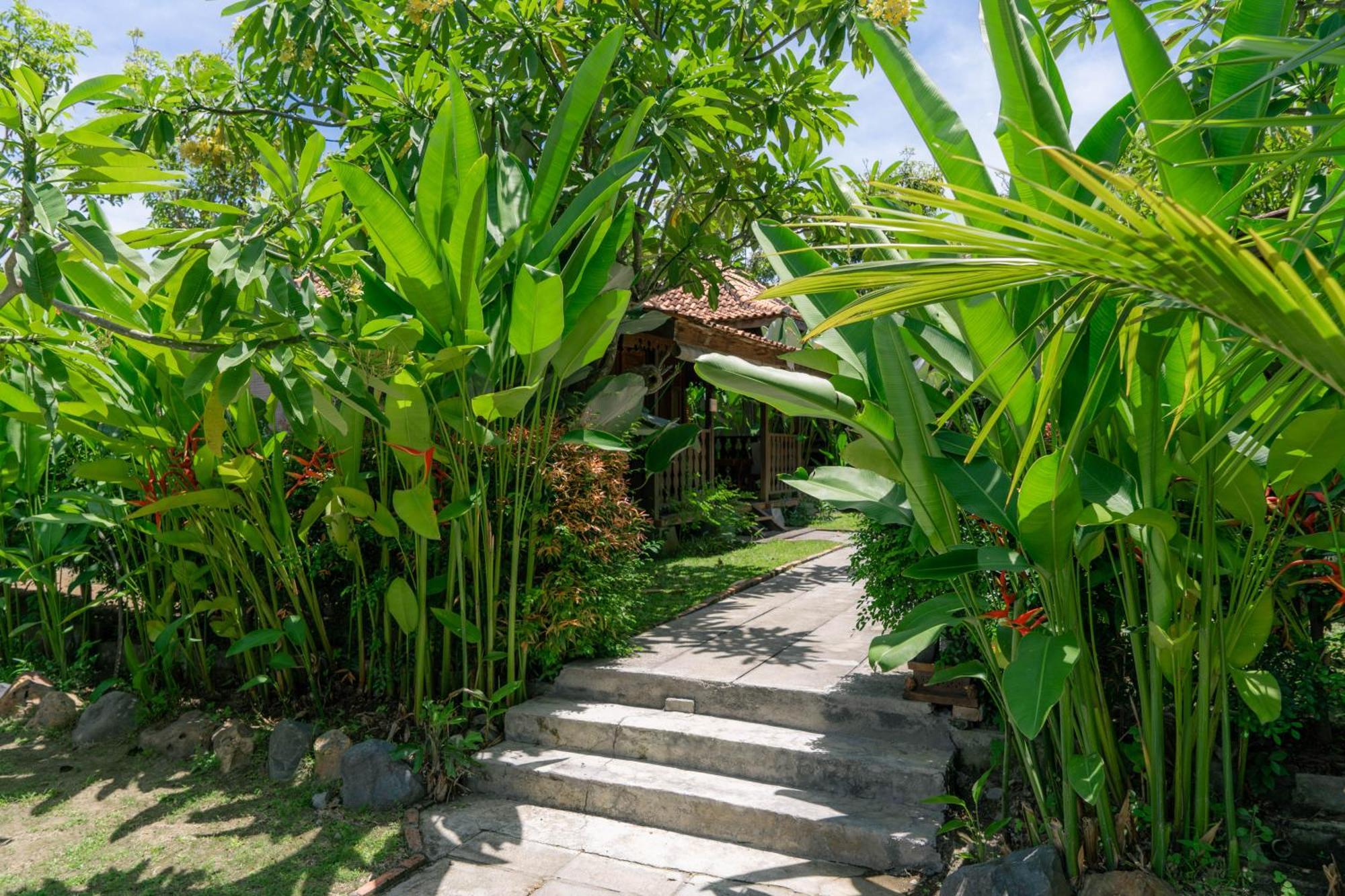 Bali Royal Heritage Villa Seminyak Buitenkant foto